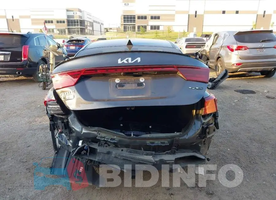 3KPF54AD8RE715052 Photo# 15