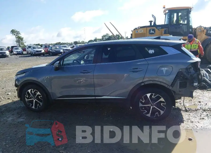 5XYK33AF9PG095084 Photo# 15