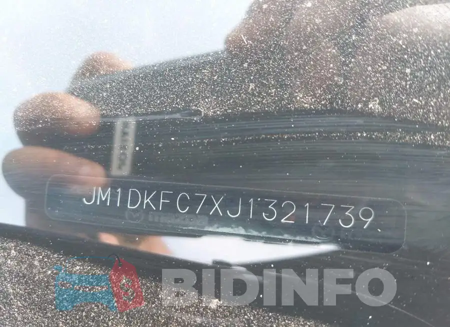 JM1DKFC7XJ1321739 Photo# 9