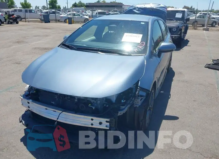JTDBCMFE1S3092084 Photo# 2