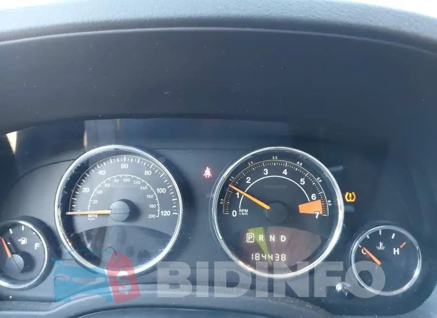 1C4NJDEBXGD718839 Photo# 7