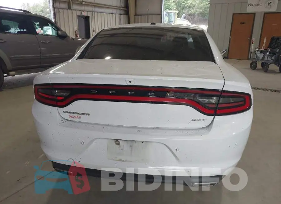 2C3CDXBG7JH180549 Photo# 16