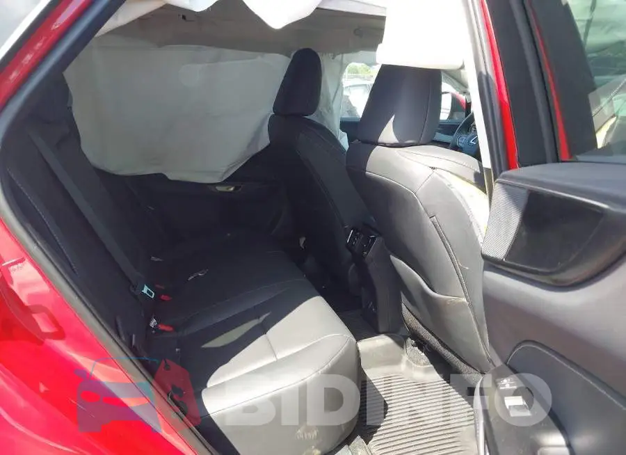 2T2GGCEZ6SC082999 Photo# 8
