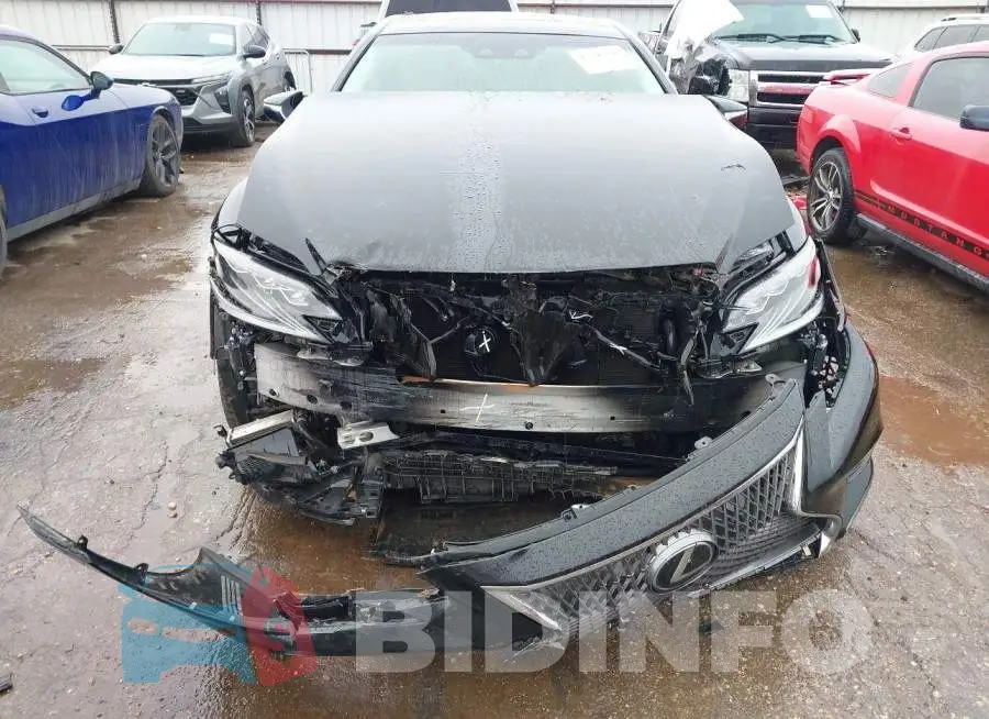 JTHC5LFF8J5002092 Photo# 6