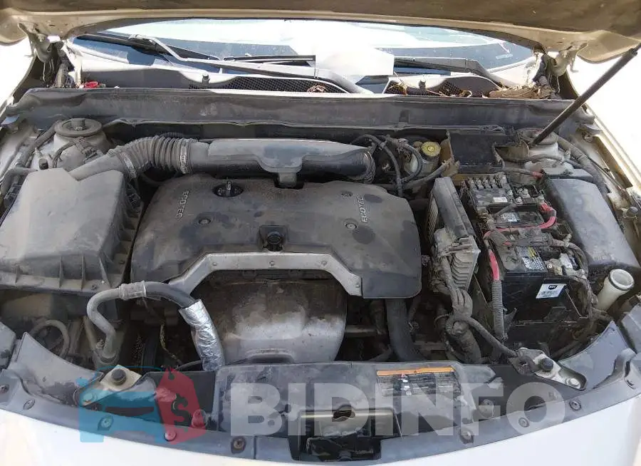 1G11E5SA8GF110125 Photo# 10