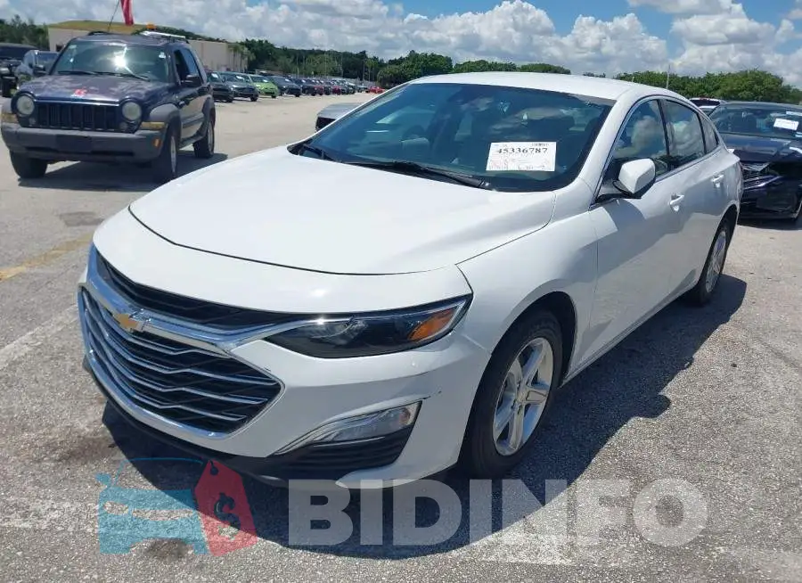 1G1ZC5ST8RF184979 Photo# 2