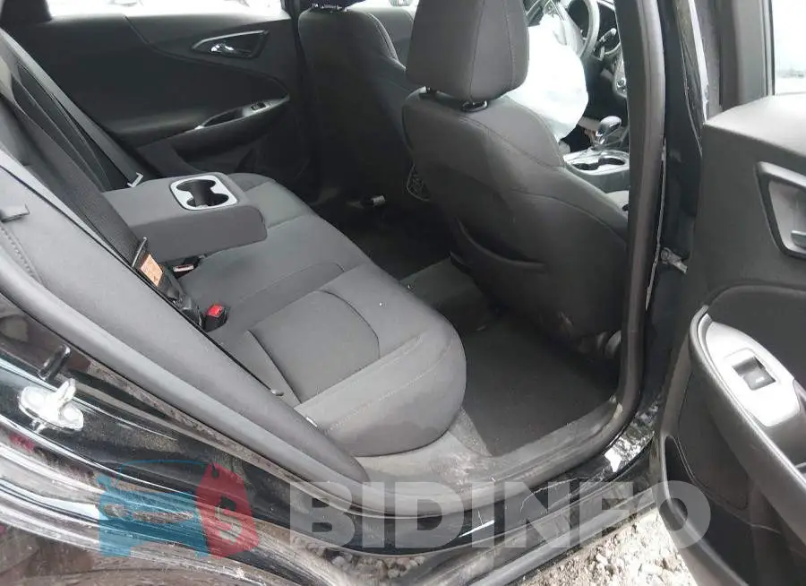 1G1ZD5ST0RF109738 Photo# 8