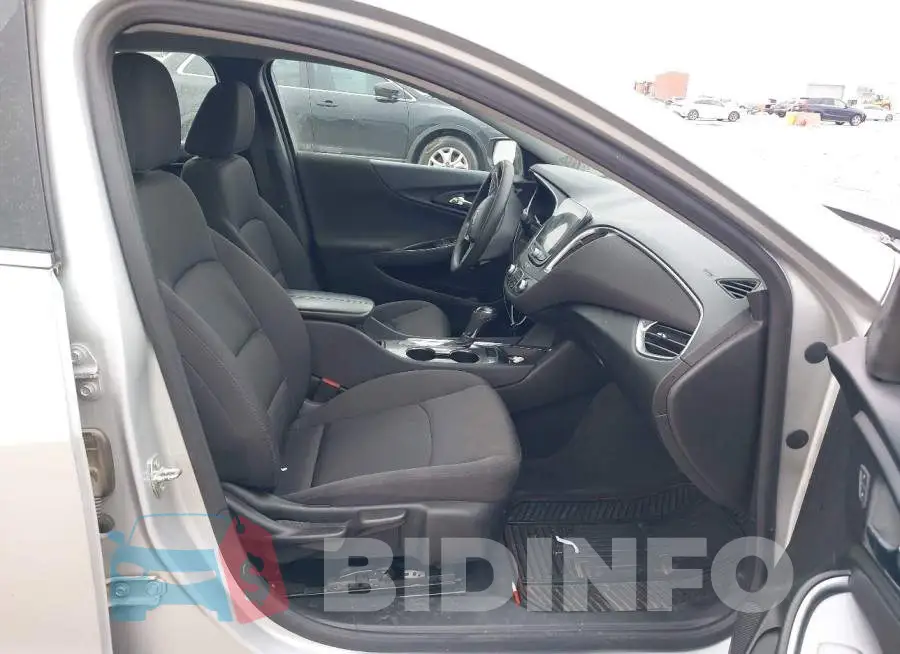 1G1ZD5ST2LF088169 Photo# 5