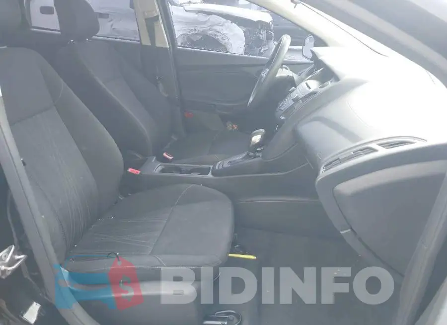 1FADP3E26GL250057 Photo# 5