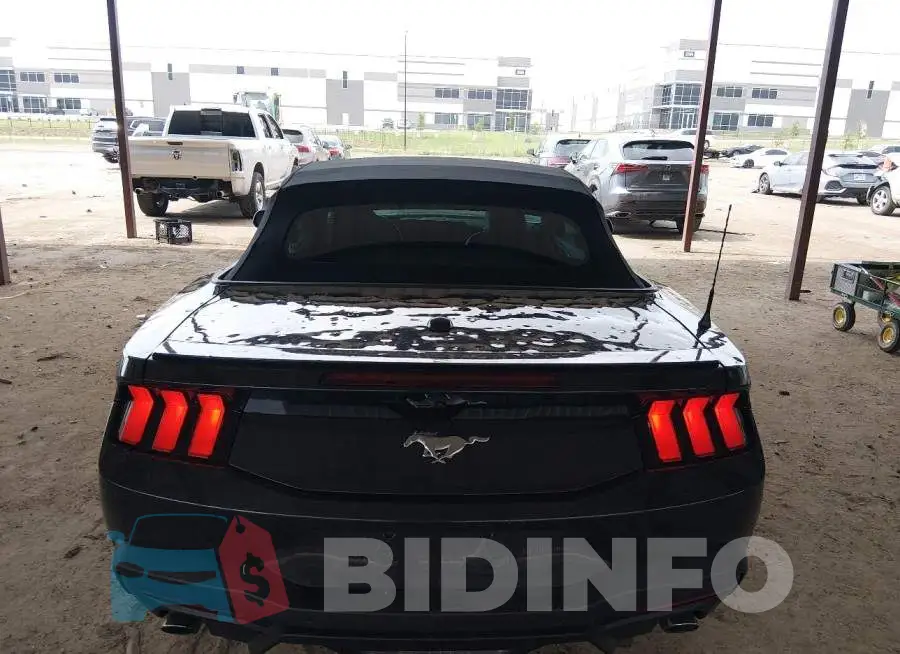 1FAGP8UH9R5120040 Photo# 16