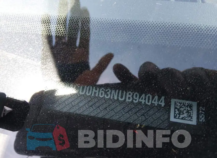 1FMCU0H63NUB94044 Photo# 17