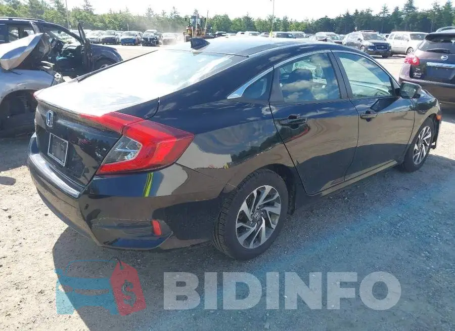 19XFC2F71HE202995 Photo# 4