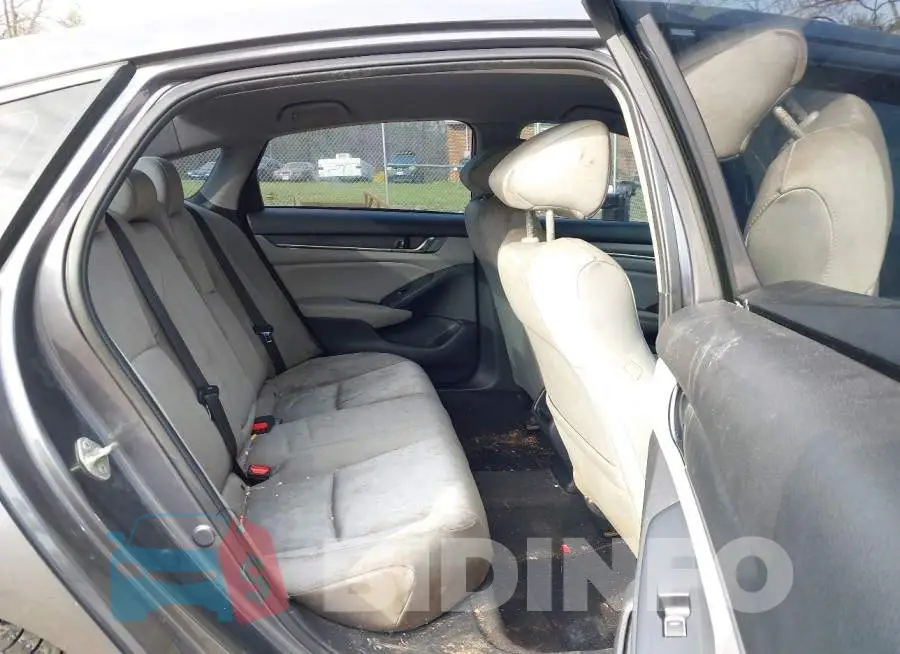 1HGCV1F13KA125254 Photo# 8