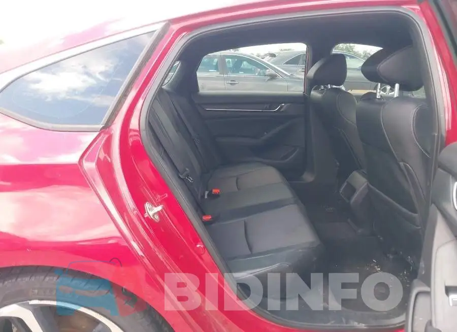 1HGCV1F33JA016499 Photo# 8