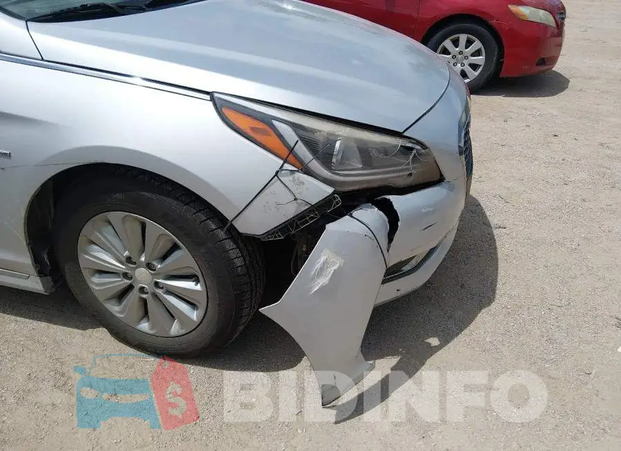 KMHE24L18GA022095 Photo# 12