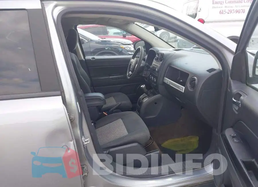 1C4NJCBA2HD123877 Photo# 5