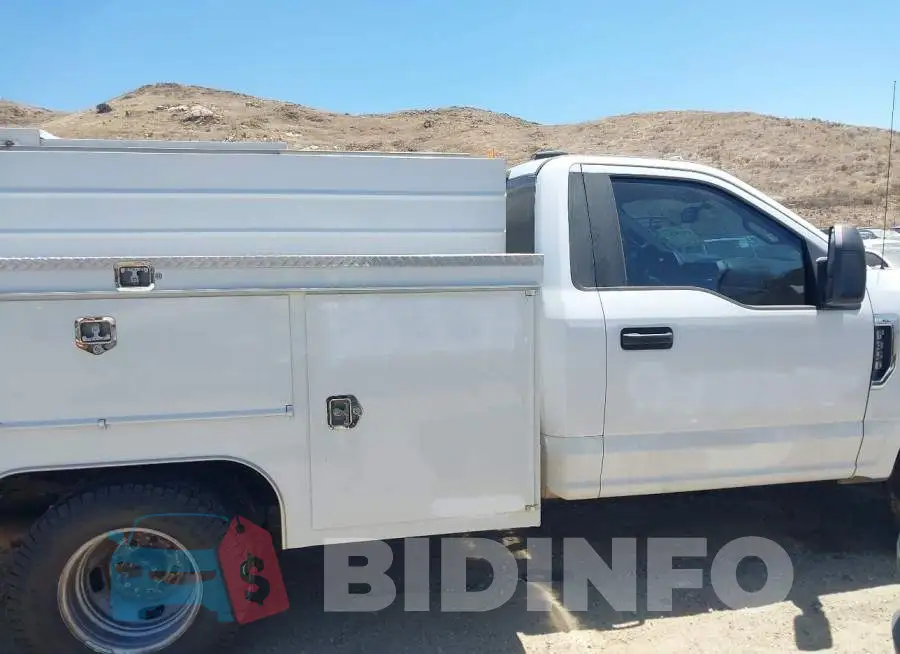 1FDRF3G64MEC67597 Photo# 13