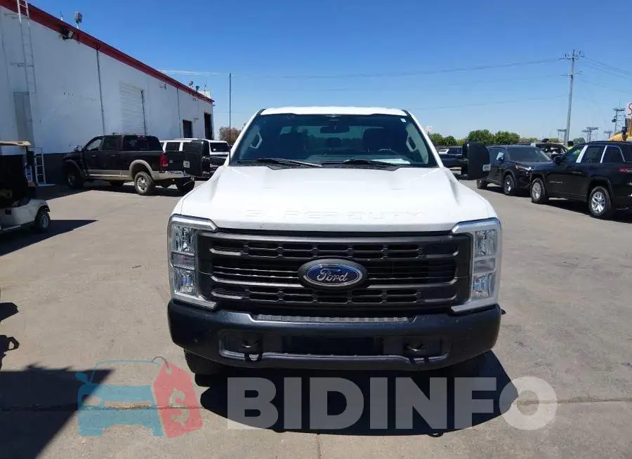 1FT7X2BA7PED77238 Photo# 12