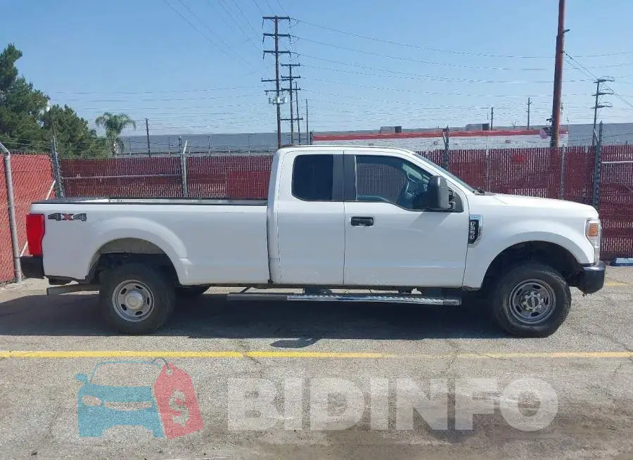 1FT8X3B68MED21388 Photo# 13