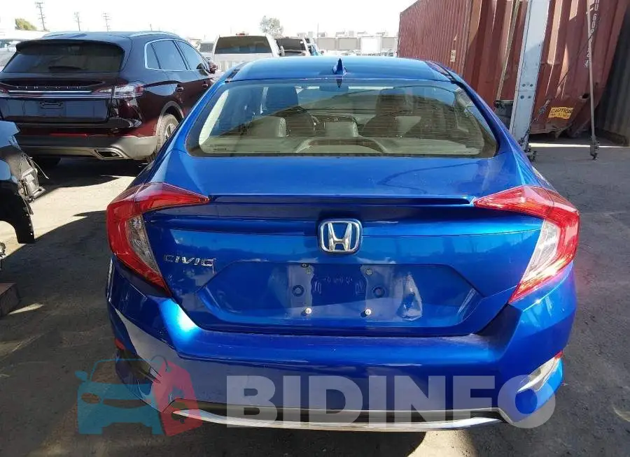 19XFC1F31KE213719 Photo# 16