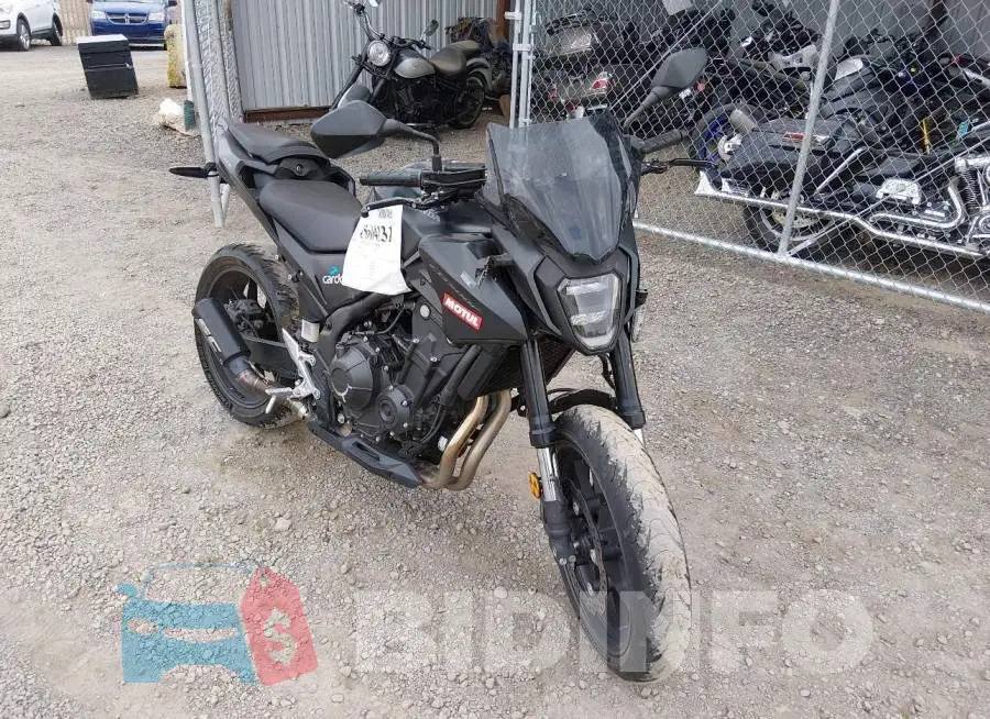 MLHPC7155R5000372 Photo# 1