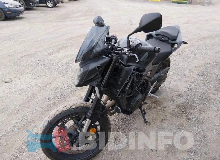 MLHPC7155R5000372 Photo# 2