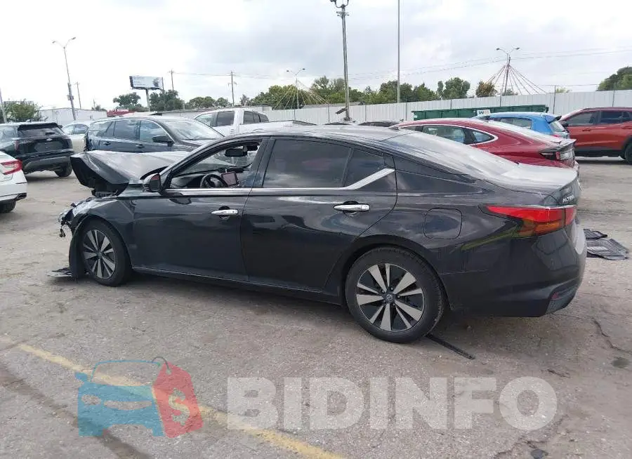 1N4BL4EV2KC209548 Photo# 15