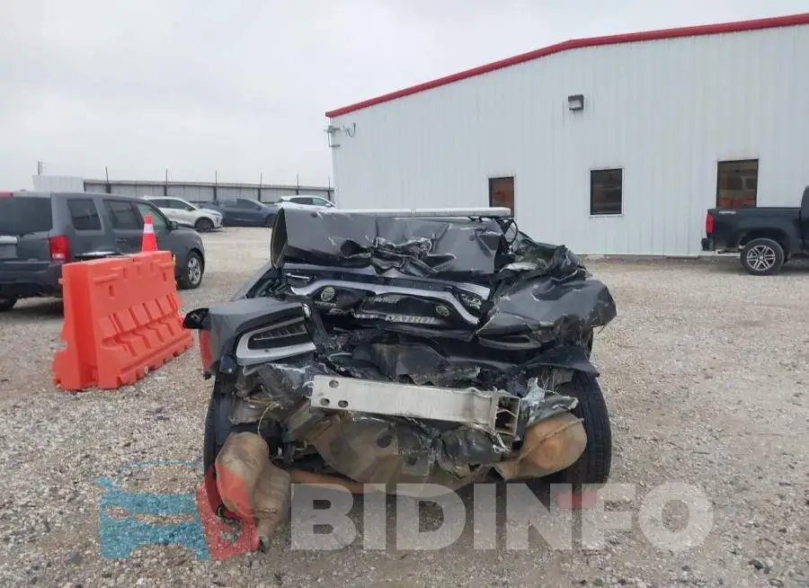 2C3CDXAT5HH552821 Photo# 16