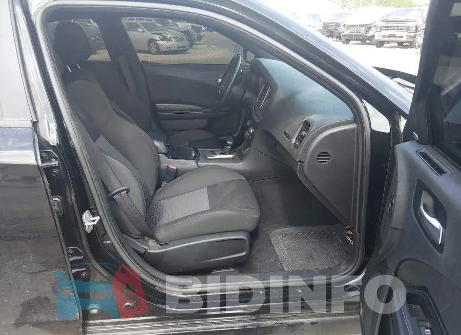 2C3CDXCT4NH231782 Photo# 5