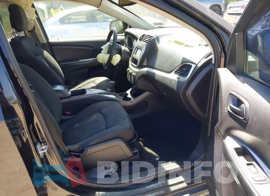 3C4PDCAB7JT518907 Photo# 5