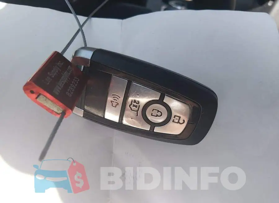 1FMCU0G68NUC01880 Photo# 11