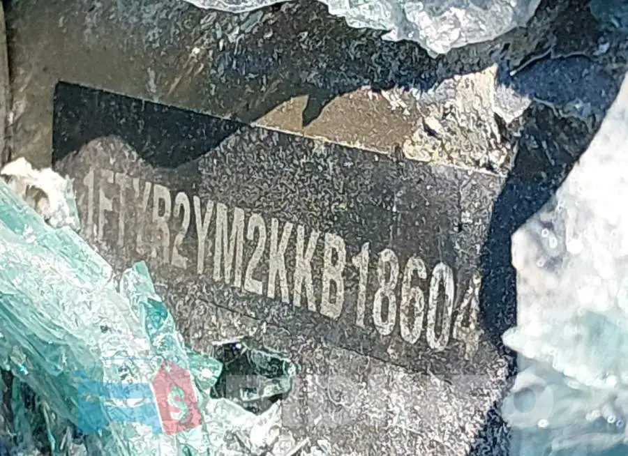 1FTYR2YM2KKB18604 Photo# 9