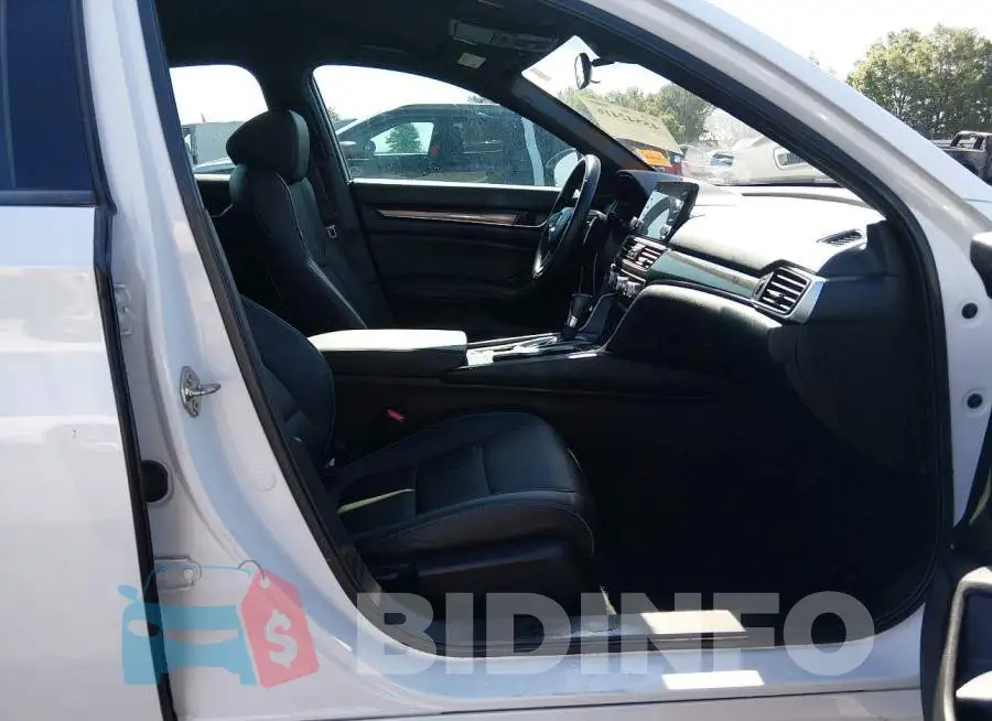 1HGCV1F35KA111714 Photo# 5