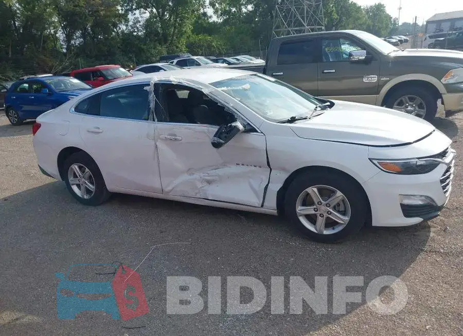 1G1ZD5ST1RF118321 Photo# 13