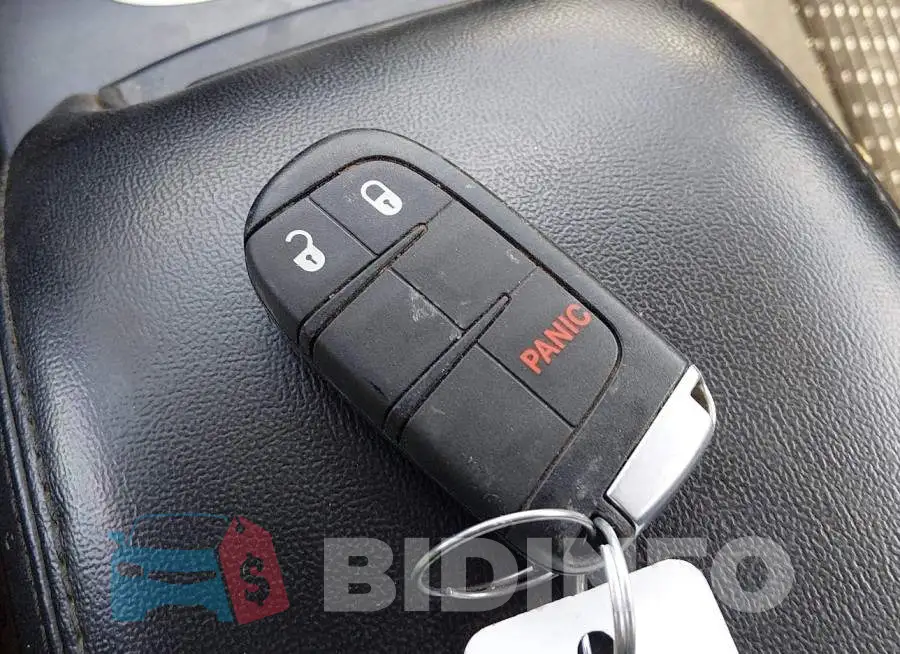 3C4PDCAB6LT275707 Photo# 11