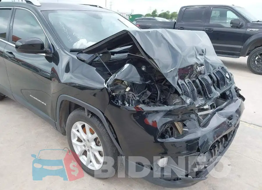 1C4PJLLB8JD590145 Photo# 18