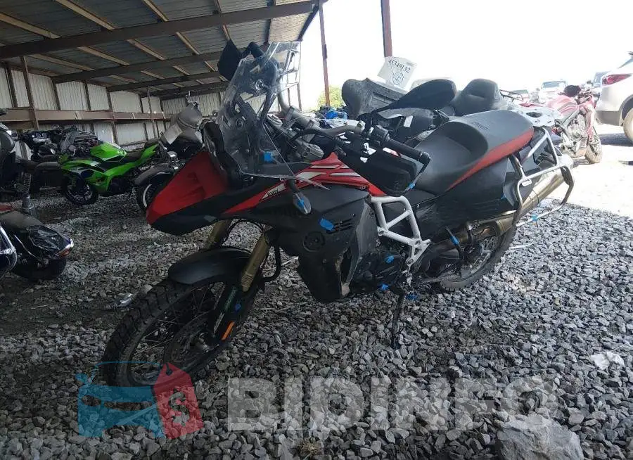 WB10B6505HZ662554 Photo# 2