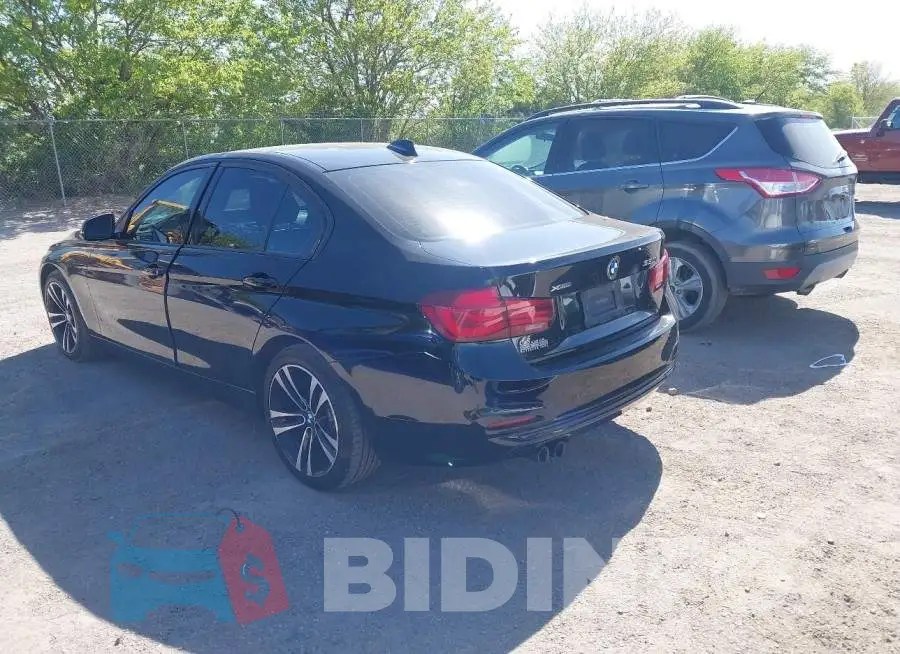WBA8D9G58JNU68301 Photo# 3