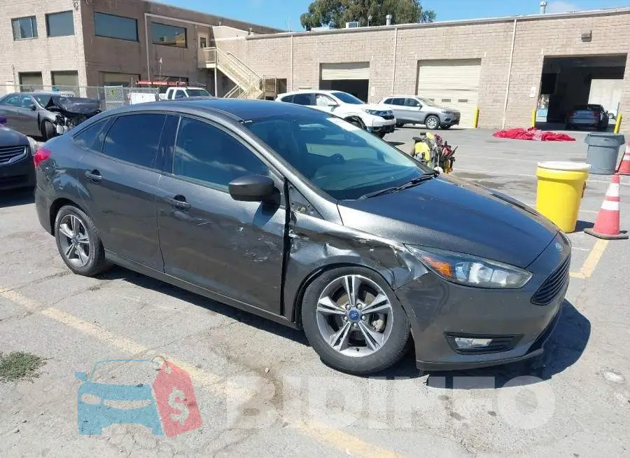 1FADP3F21JL288088 Photo# 1