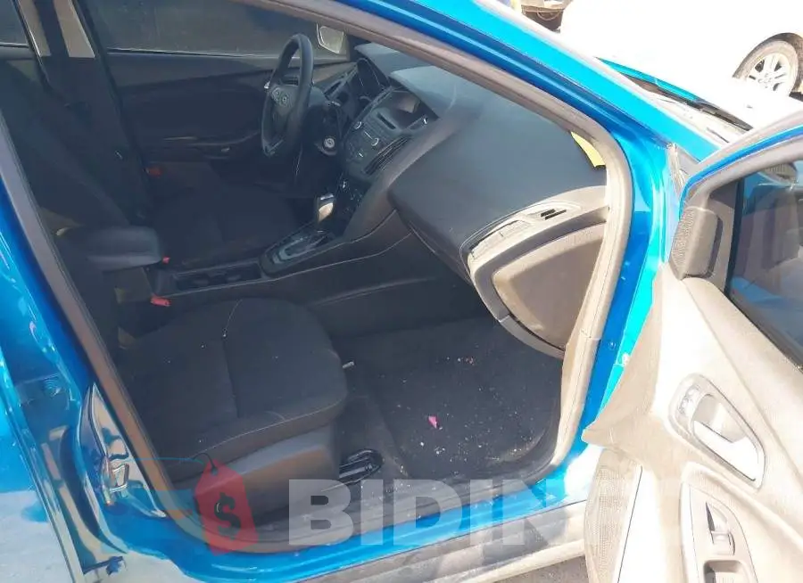1FADP3F2XGL257804 Photo# 5