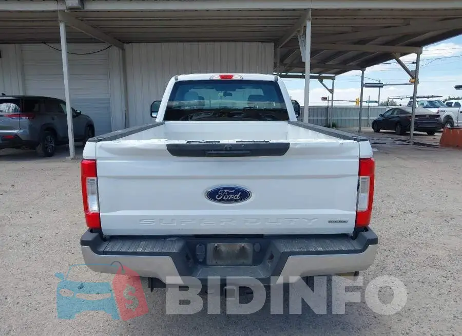 1FT7X2A68JEC83907 Photo# 16