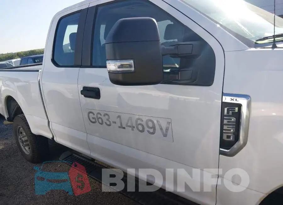 1FT7X2B65JEC48742 Photo# 13