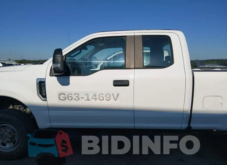1FT7X2B65JEC48742 Photo# 14
