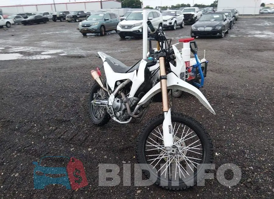 MLHMD4412K5200932 Photo# 1