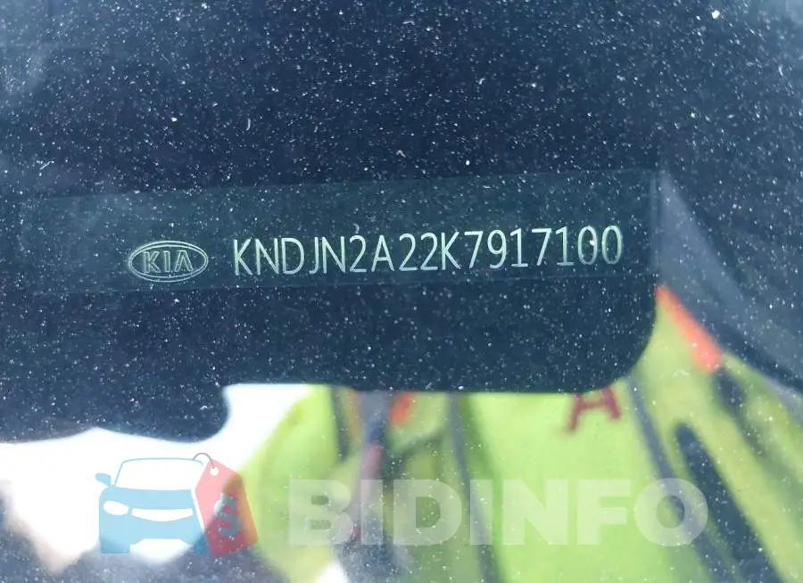 KNDJN2A22K7917100 Photo# 18
