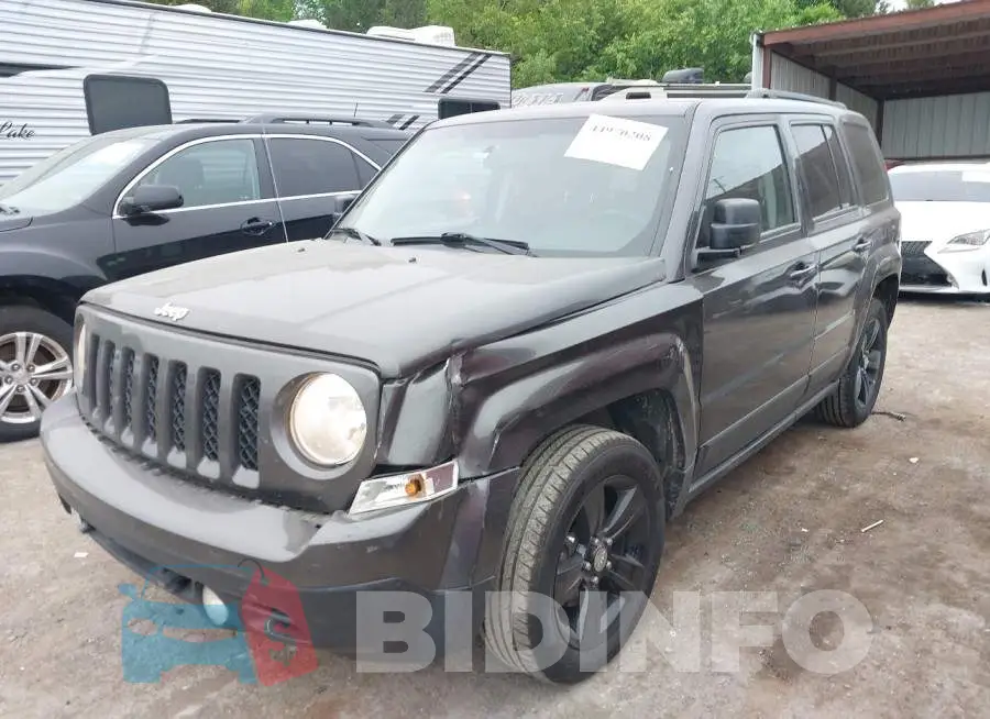 1C4NJPFB5HD183968 Photo# 2
