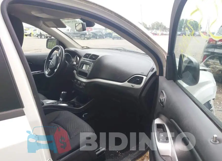 3C4PDCAB1JT446196 Photo# 5
