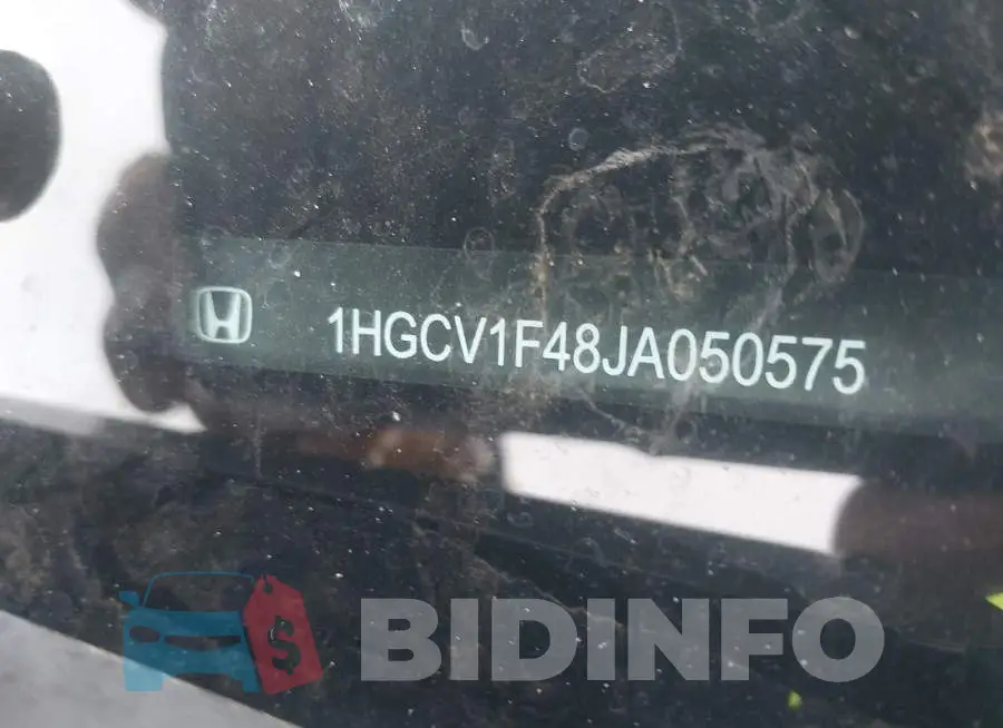 1HGCV1F48JA050575 Photo# 17