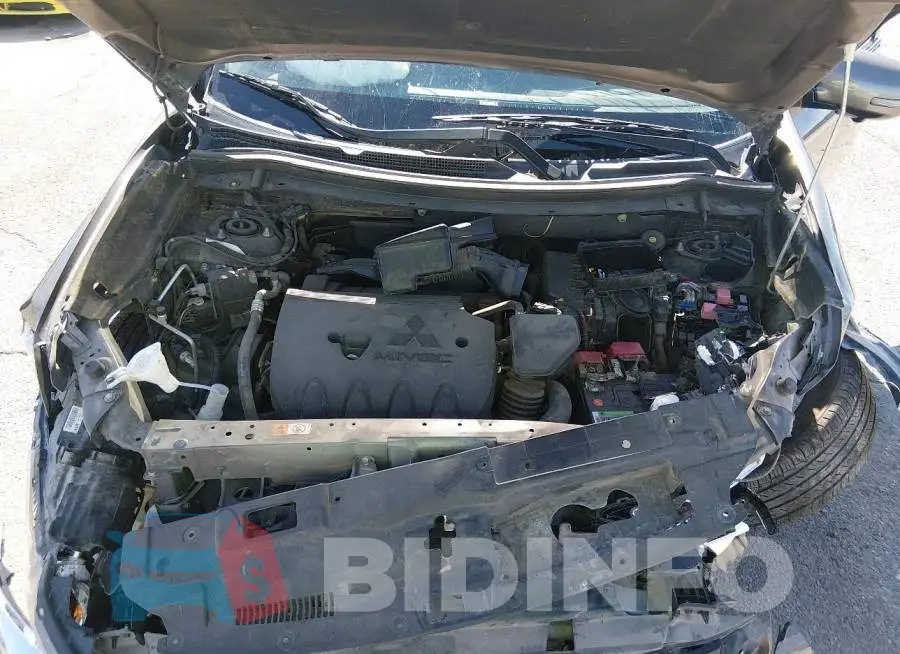 JA4AD3A36JZ050184 Photo# 10