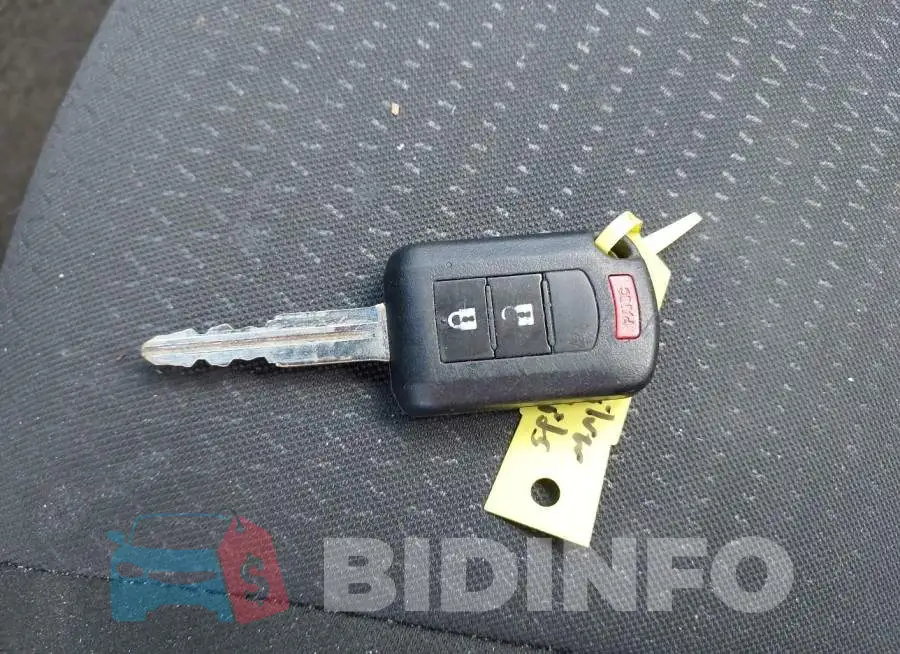 ML32FUFJ6PHF04701 Photo# 11